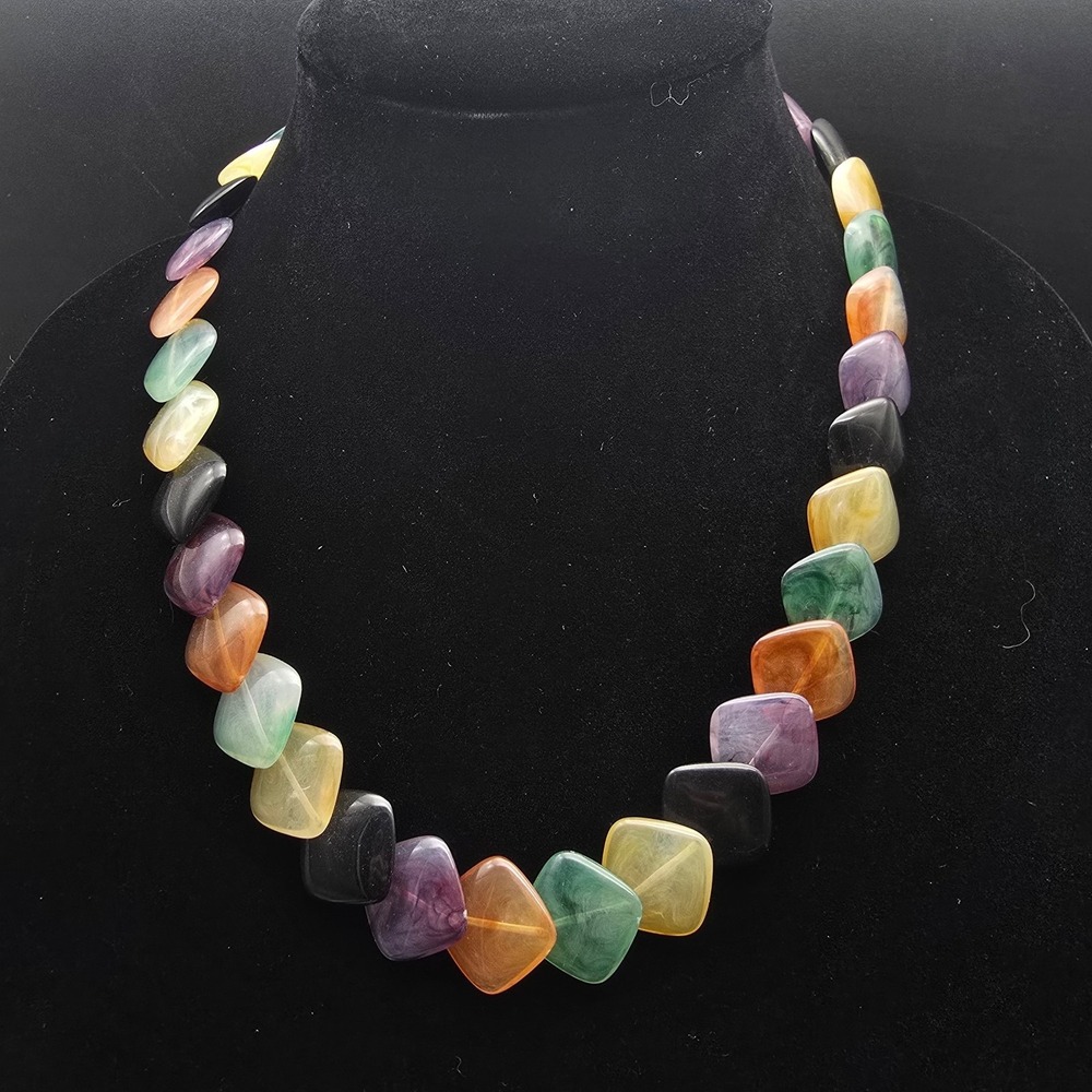 Avon 1986 Polished Spectrum Necklace Colorful Faux Gemstone Vintage